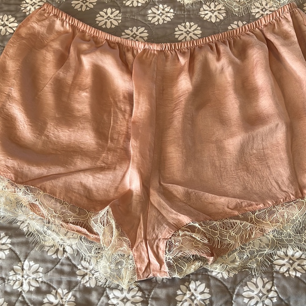 Lulus Sleep Set - Picture 7 of 9